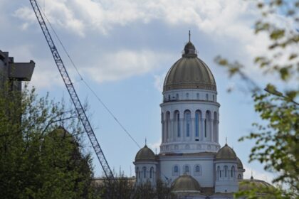 doua milioane de lei pentru lucrarile de la catedrala mantuirii neamului din partea ps2 patriarhia romana a cerut banii ca sa termine mai repede construirea 68af389f18d78