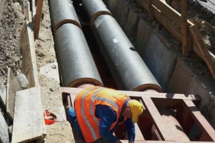 esential cat va mai sta fara apa calda jumatate din bucuresti sefa termoenergetica incercam sa remediem azi avaria dar nu putem promite 68a2f82d1a628