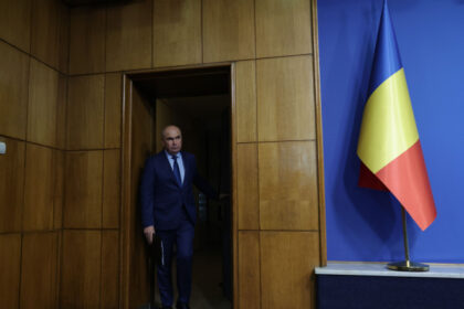 exclusiv bolojan despre taierile de personal din institutiile de stat uneori cei din posturile de conducere sunt cat cei care lucreaza 689cf88380ed7