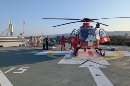 explozie urmata de incendiu in bacau fata de 14 ani stabila adultii in stare grava dar apti de transfer in strainatate 689dae20b0943