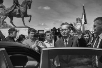 familia regala a publicat mesajul transmis de regele mihai romanilor pe 23 august 1944 cand a rupt alianta cu germania nazista 68a996935f280