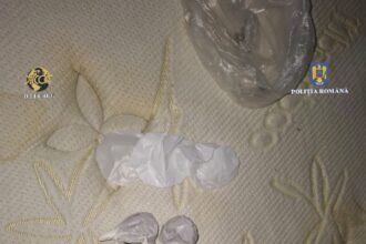 femeie de 66 de ani retinuta pentru ca vindea heroina si metadona in bucuresti 689c95d139523