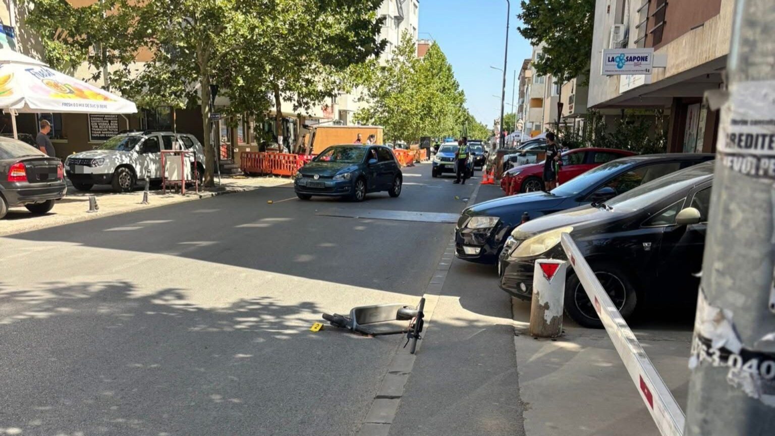 foto accident auto vs trotineta electrica pe strada amurgului din popesti leordeni martor criminalistica este la fata locului 689f18fd1d172