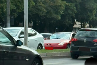 foto doamna a traversat pe rosu un ingrozitor accident cu pieton pe bd iuliu maniu aduce in discutie care ar trebui sa fie limita de viteza in tot bucurestiul 689b18af95af0