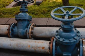 inca 500 de metri de conducta de termoficare din zona bucur obor au fost inlocuiti si dati in folosinta alimenteaza blocurile dintre str chiristigiilor si sos colentina 68a064f79b1c4