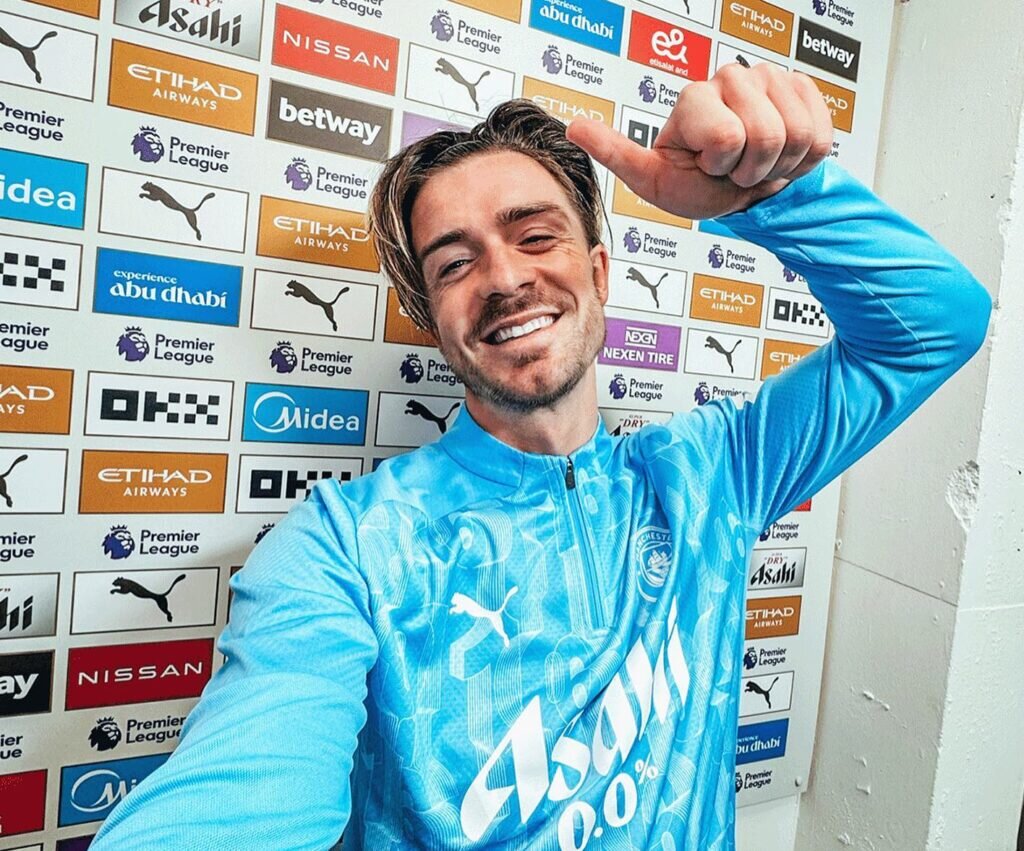 jack grealish imprumutat de everton de la manchester city oficial 689c43c044de4