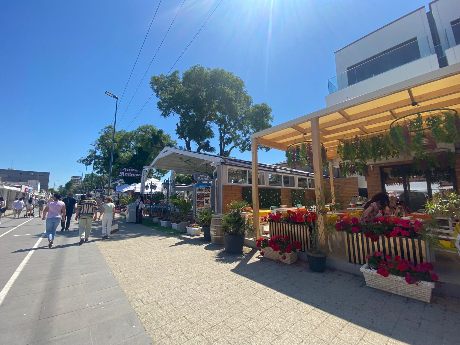 litoralul pentru toti aduce reduceri de pana la 60 dupa un sezon slab pe litoralul romanesc 68b40c50f2e2e