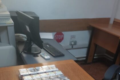 mii de tigarete de contrabanda descoperite in parcul pasarari de politia locala sector 2 689c1bfd8ca43