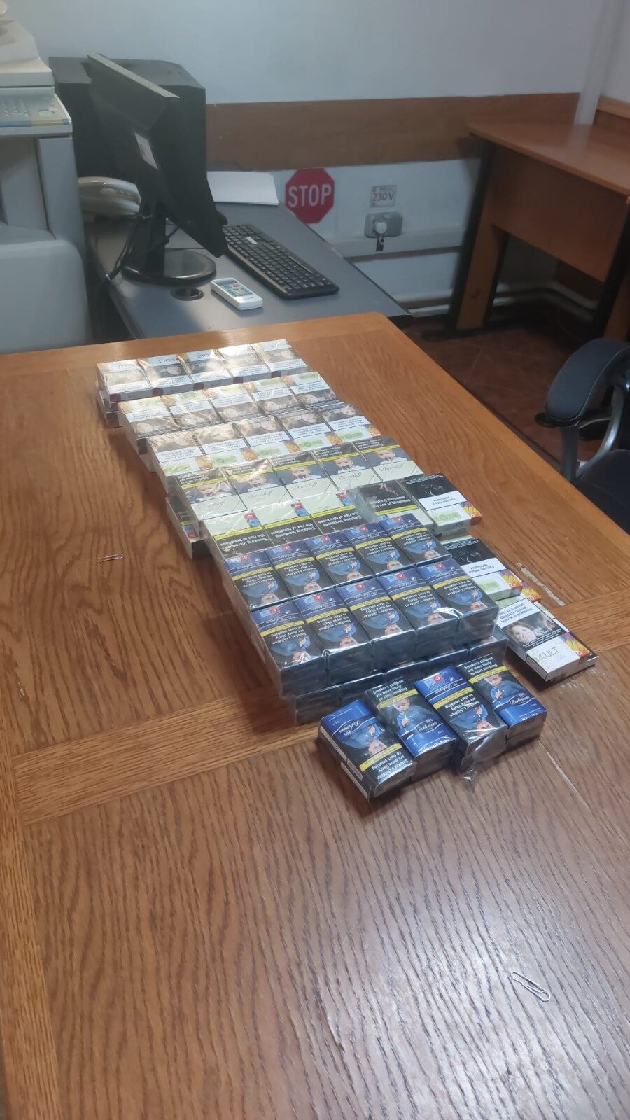 mii de tigarete de contrabanda descoperite in parcul pasarari de politia locala sector 2 689c1bfd8ca43