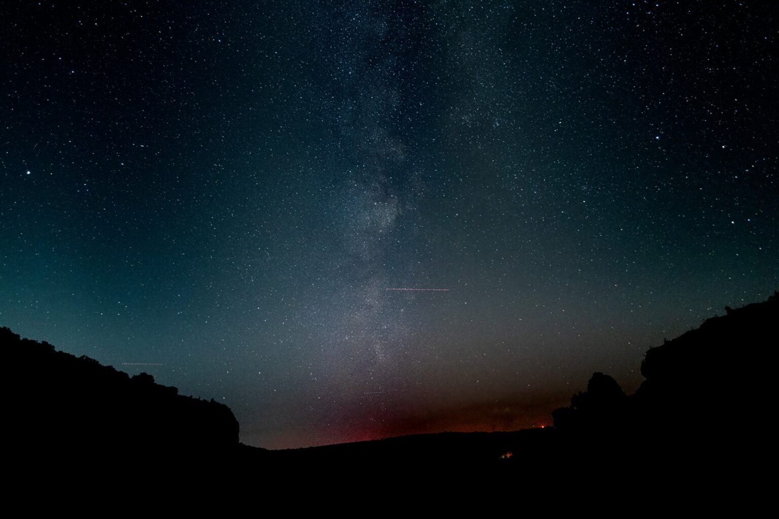 perseidele cea mai spectaculoasa ploaie de stele din an ating maximul diseara f09f8ca0 locurile din bucuresti si din jur de unde le vedem daca prognoza meteo tine cu noi 689b18c4b1fcd