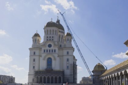 primaria sectorului 2 ar putea aloca doua milioane de lei pentru lucrari la catedrala mantuirii neamului 68af0dcd034f9