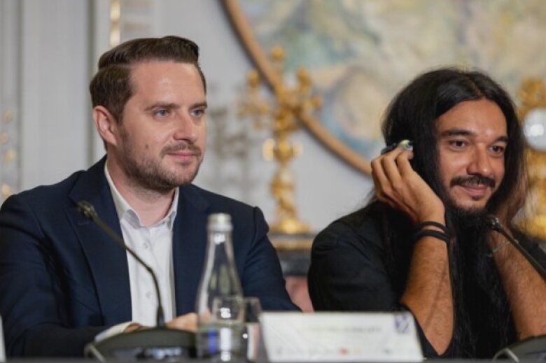 primarul capitalei indemn pentru tineri sa participe in numar cat mai mare la editia speciala a festivalului george enescu cel mai important eveniment cultural al 68a9cc9477b83