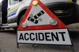 primele accidente la prima ora pe a2 bucuresti constanta se anunta un weekend infernal pe autostrada si mega aglomerat pe litoral 689d7dde87cab