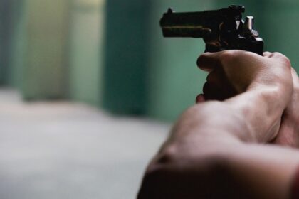 ptb un alt complice al cetateanului turc care a tras cu pistolul in centrul vechi arestat preventiv 68b11912d0d1b