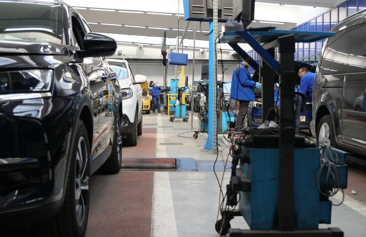 registrul auto roman vrea sa cumpere piese si accesorii pentru fotocopiatoare cu pana la 16 milioane lei 68b40f0dbcbbf