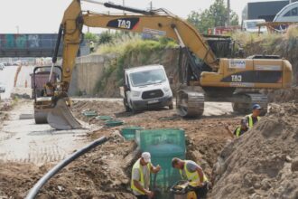 restrictii pe dn1a pe ambele sensuri la mogosoaia miercuri seara unde continua lucrarile de largire pe patru benzi circulatia ar putea fi deschisa luna viitoare 68ac82e7c14ac