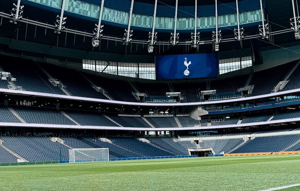 supercupa europei o provocare fantastica pentru tottenham afirma antrenorul thomas frank 689b1b1e692c2