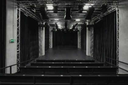 teatrul mic incepe stagiunea 2025 2026 cu multe surprize si proiecte inedite 68ad4f13160af 1