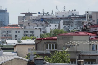 termo alert activat una din trei cladiri din bucuresti nu are apa calda e recordul verii peste 3 000 de cladiri au aceasta problema 689c6ef97ce5d