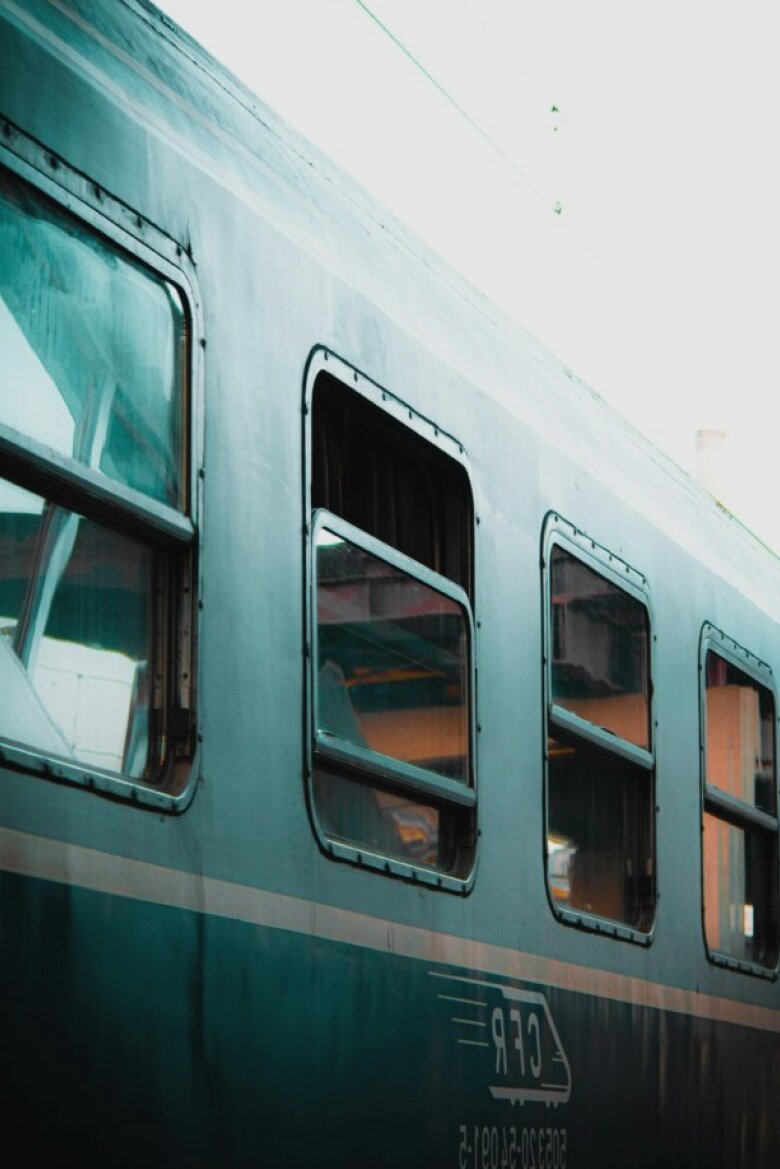 trenurile care au plecat spre litoral au avut intarzieri de pana la trei ore din cauza unei probleme intre fetesti si cernavoda 689f789fe0c51