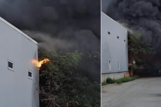 video incendiu violent in buftea cu flacara si nor negru extrem de dens mobilizare masiva a pompierilor martor arde o hala pe la rombiz 68ac0f3b6f39b