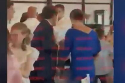 video presedintele nicusor dan surprins la o nunta langa bucuresti in weekendul prelungit de sfanta maria 68a4d6e2c46a9