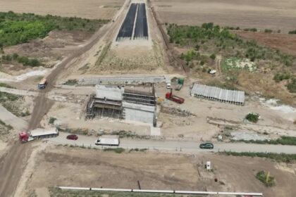 video vesti amestecate de pe lotul 3 nord al a0 autostrada bucurestiului constructorul are ritm lent autoritatile pun presiune sa fie dat in trafic in aceasta toamna 68a6bd5b70904