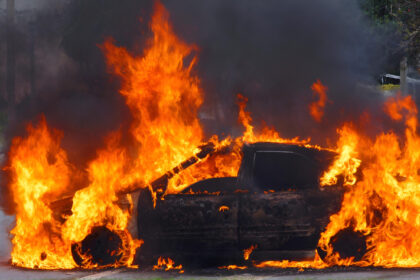 accident cumplit cu doua masini din care una a luat foc pe dn4 bucuresti oltenita trei oameni raniti trafic oprit 68baa907bdec2