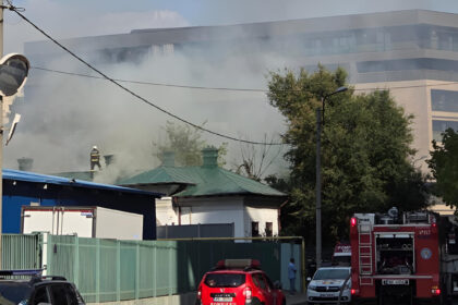 alerta incendiu puternic in bucuresti martori il vad de la sincai e extins la alte trei case de pe strada ion minulescu 68b84e9e689b6 1