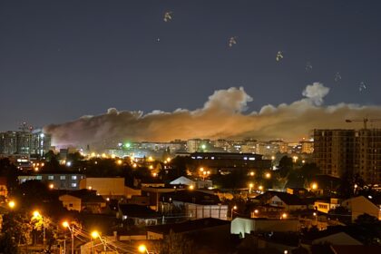 aproximativ 7000 de metri parati au ars in incendiul de la depozit din sectorul 2 al capitalei 68d37226e608a