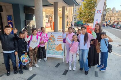 bucuria primului spectacol copiii din mogosoaia la teatrul ion creanga 68d64647c12cd