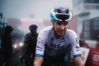 ciclism froome a suferit o problema cardiaca ce i a pus viata in pericol in timpul accidentului de saptamana trecuta 68b85af11f137
