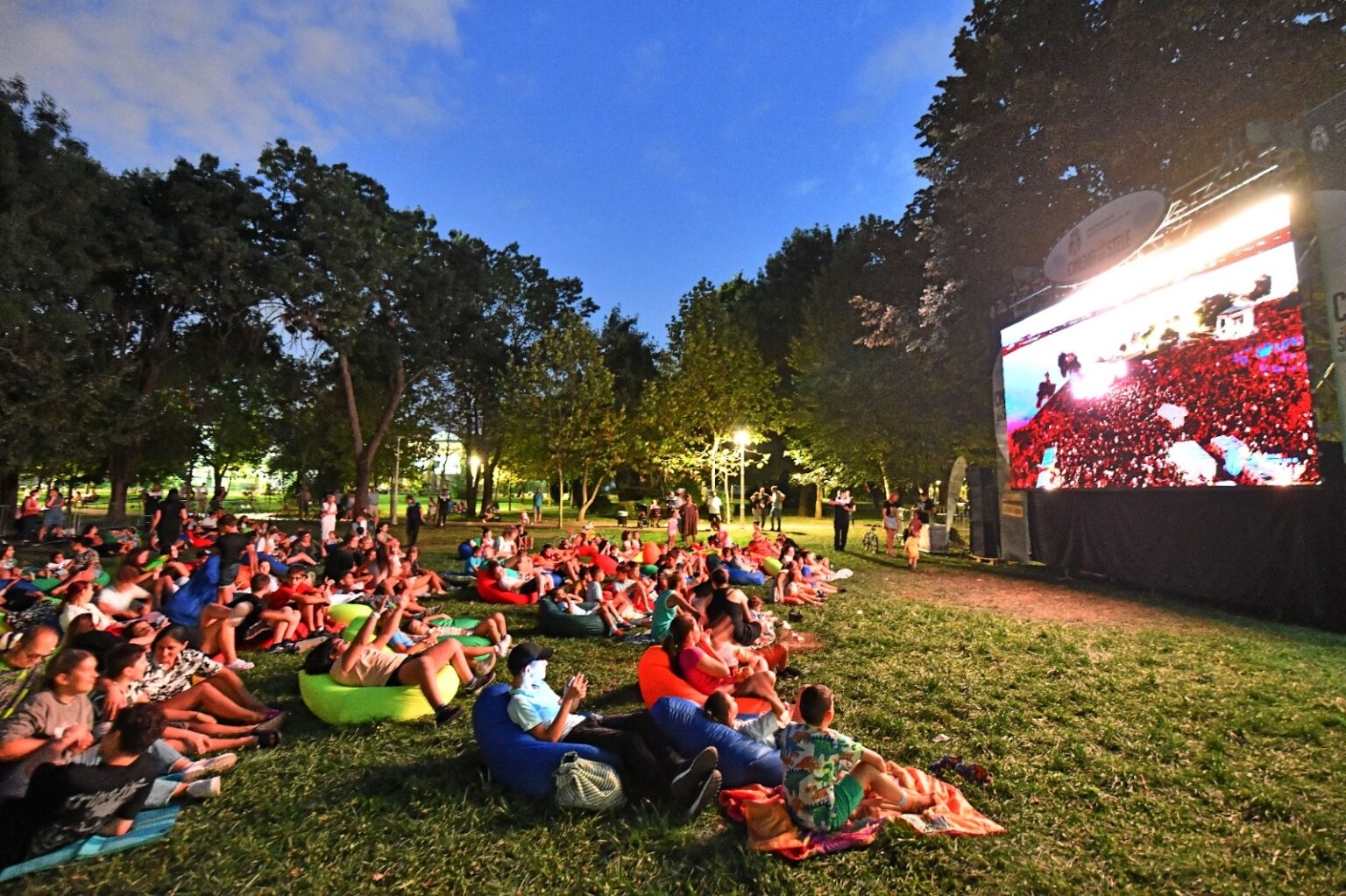 cinema sub stele se incheie cu un weekend plin de filme in parcul marin preda din sectorul 6 68b80fef88b81