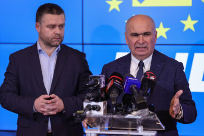 ciucu revoltat ca presa il barfeste in timpul programului nu va imaginati ca un gentilom precum ilie bolojan sa mi se adreseze mie in acel fel adica tu sa taci 68b6f742aff23 1