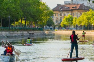 dambovita delivery e in acest weekend la opera nationala bucuresti f09f9bb6programul complet al activitatilor atat de pe apa cat si pe uscat 68c81560a7636