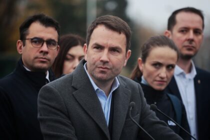 drula santajul legat de alegerile locale e putin ridicol arata o frica de a merge in fata electoratului 68c4e5d36936e