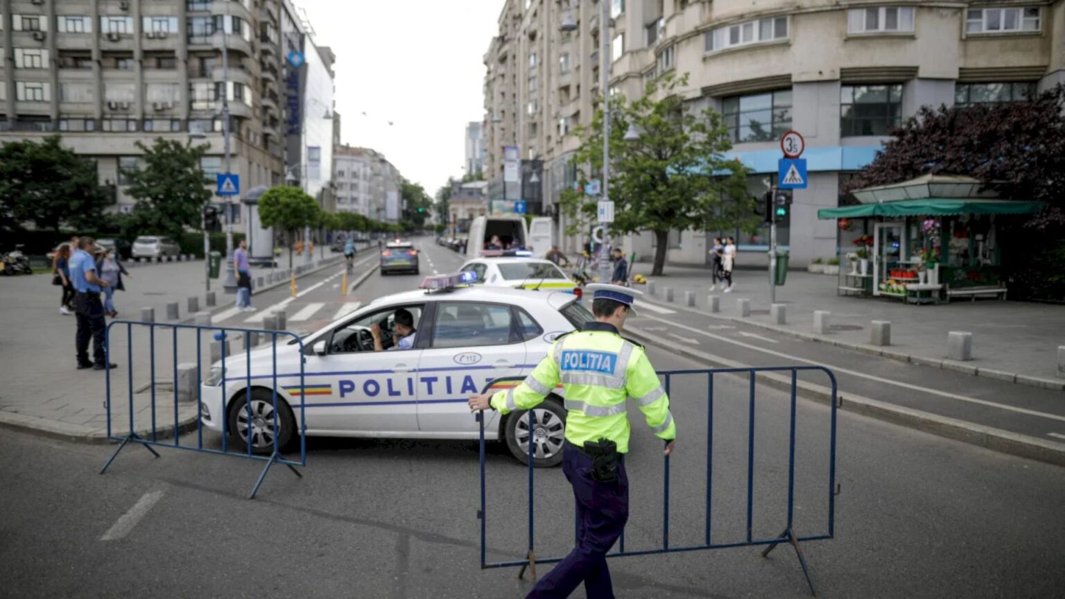 esential strazi si bulevarde din bucuresti se inchid pentru evenimentele din acest weekend brigada rutiera anunta rutele ocolitoare 68cbfc85aeabe