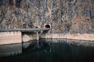 exclusiv diana buzoianu despre francezii care ne fura apa si aurul din lacuri extremistii refuza masurile reale privind problema apei 68dc33d8cf18d