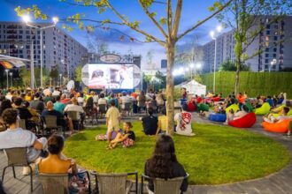 f09fa68cnoul bambi e surpriza din ultimul weekend cu cinema sub stele ce alte filme mai pot fi vazute de pe paturica in parcul marin preda 68b831d37be76