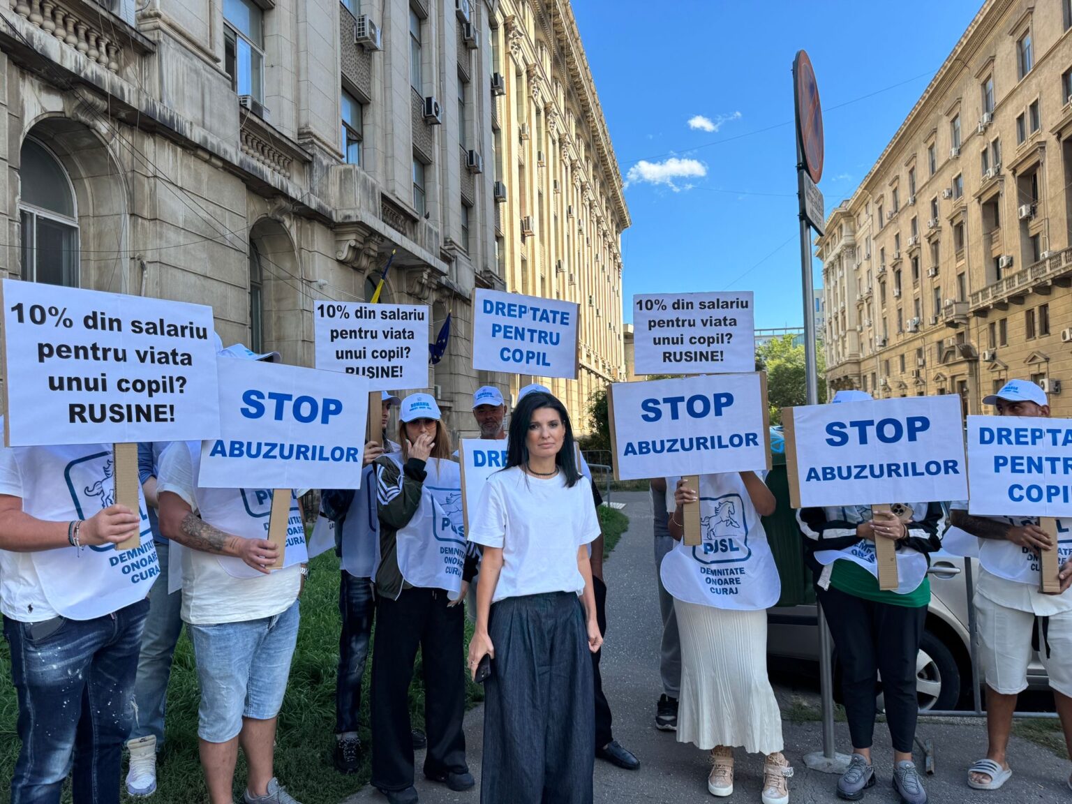 lavinia sandru viata lui andrei nu valoreaza 10 din salariul unui medic pusl cere retragerea dreptului de practica 68cbe46fd76e2