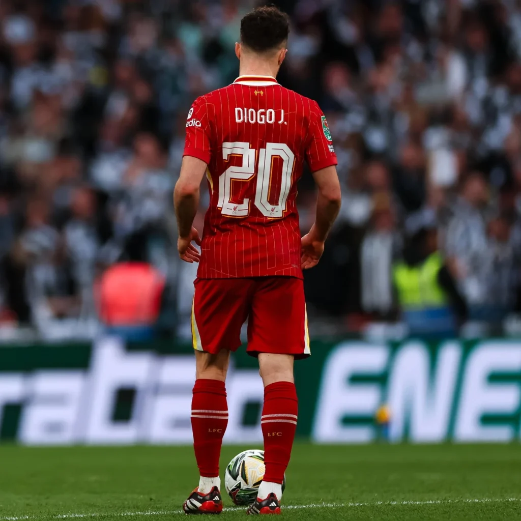 liga campionilor atletico madrid i a adus un omagiu lui diego jota pe stadionul anfield 68caa365de938