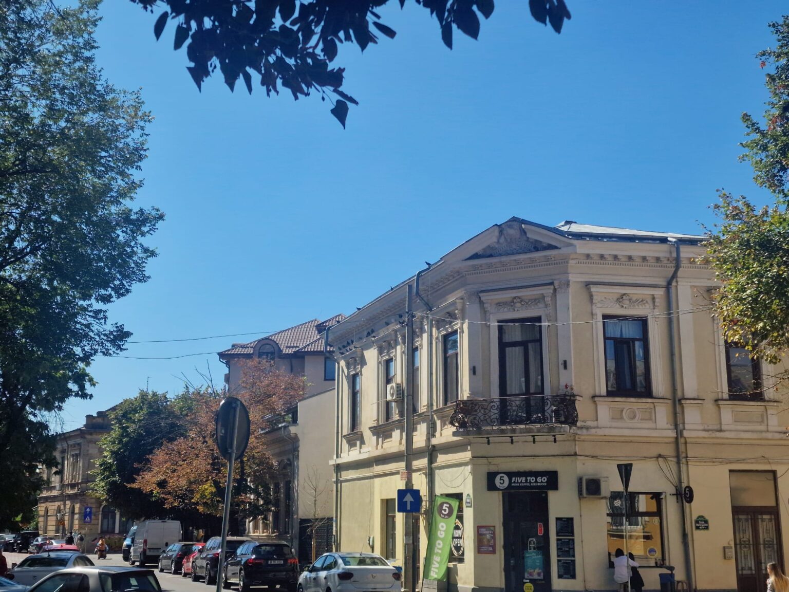 mahalaua mantuleasa devine buricul bucurestiului in weekend vor fi animatii si proiectii pe fatadele caselor tururi ghidate si ceaune cu pastrama 68ca376fe784d