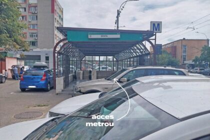 parcarea de pe trotuar fix in buza gurii de metrou din statia grivita vrem schimbare te trezesti cu masinile chiar la intrare 68c93fb76d05d