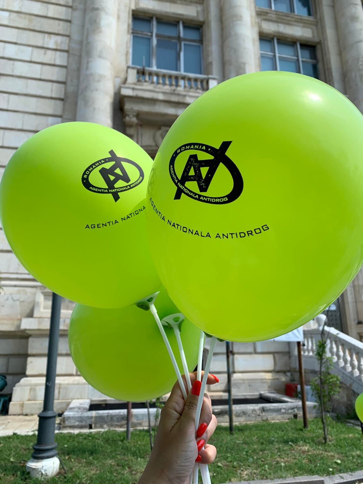 politist de la serviciul antidrog acuzat ca furniza traficantilor informatii despre anchetele procurorilor 68dad6a86c901