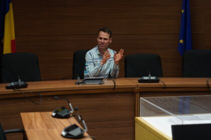 primaria sectorului 3 incepe un proces de reorganizare negoita sa facem loc pentru oameni care produc adica pentru angajati contractuali 68b6e517731f4