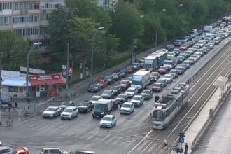 primarul bucurestiului si arhitectul sef ar putea face parte din comisia tehnica de circulatie 68c64565cc013