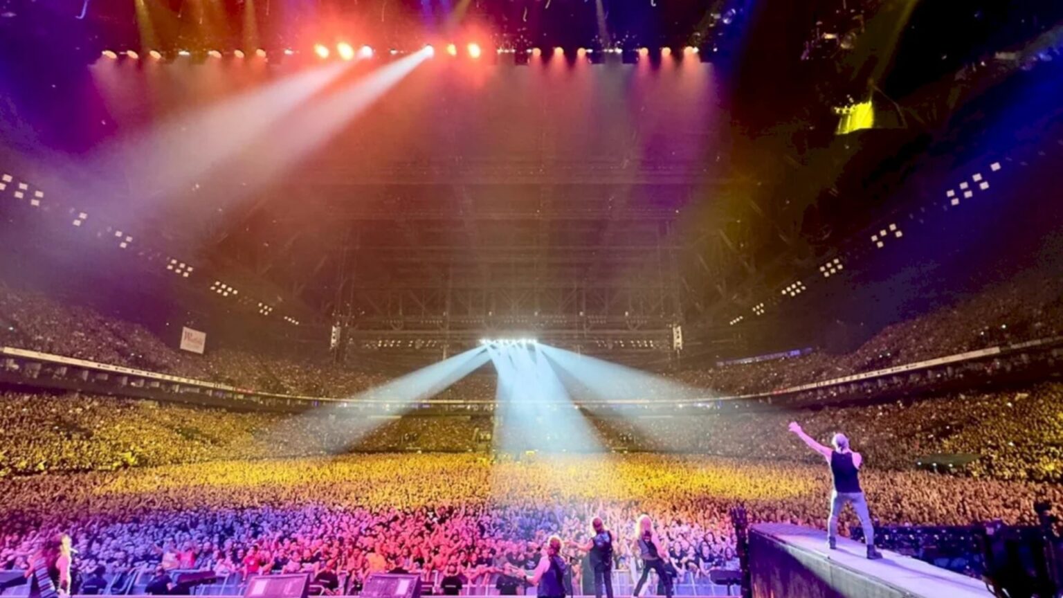 s au pus la vanzare biletele pentru concertul trupei iron maiden va avea loc la anul in bucuresti pe 28 mai 68d7c8e947701