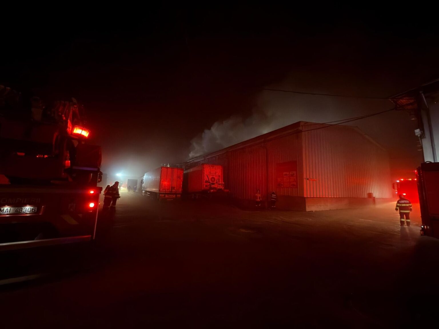 seful garzii de mediu bucuresti despre incendiul din sectorul 2 probabil ca se afla amoniac lichid dar nu stiu exact stocul 68d3018b46693