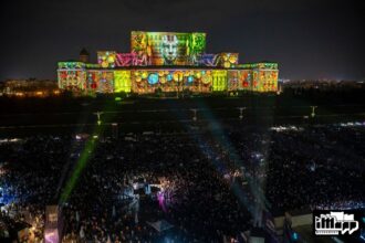 sneak peek la imapp bucharest winners league in aceasta seara au loc probele generale ale proiectiilor din piata constitutiei daca ne nimerim prin zona ne bucuram de show 68ccae0a9b5e0