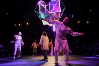 spectacolul nimic nu e intamplator de david schwartz premiera oficiala la tnb pe 21 septembrie 68c92d814e9c2 1